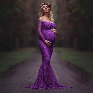 ⭐️OFF Shoulder Lace Mermaid Maternity Maxi Dress⭐️